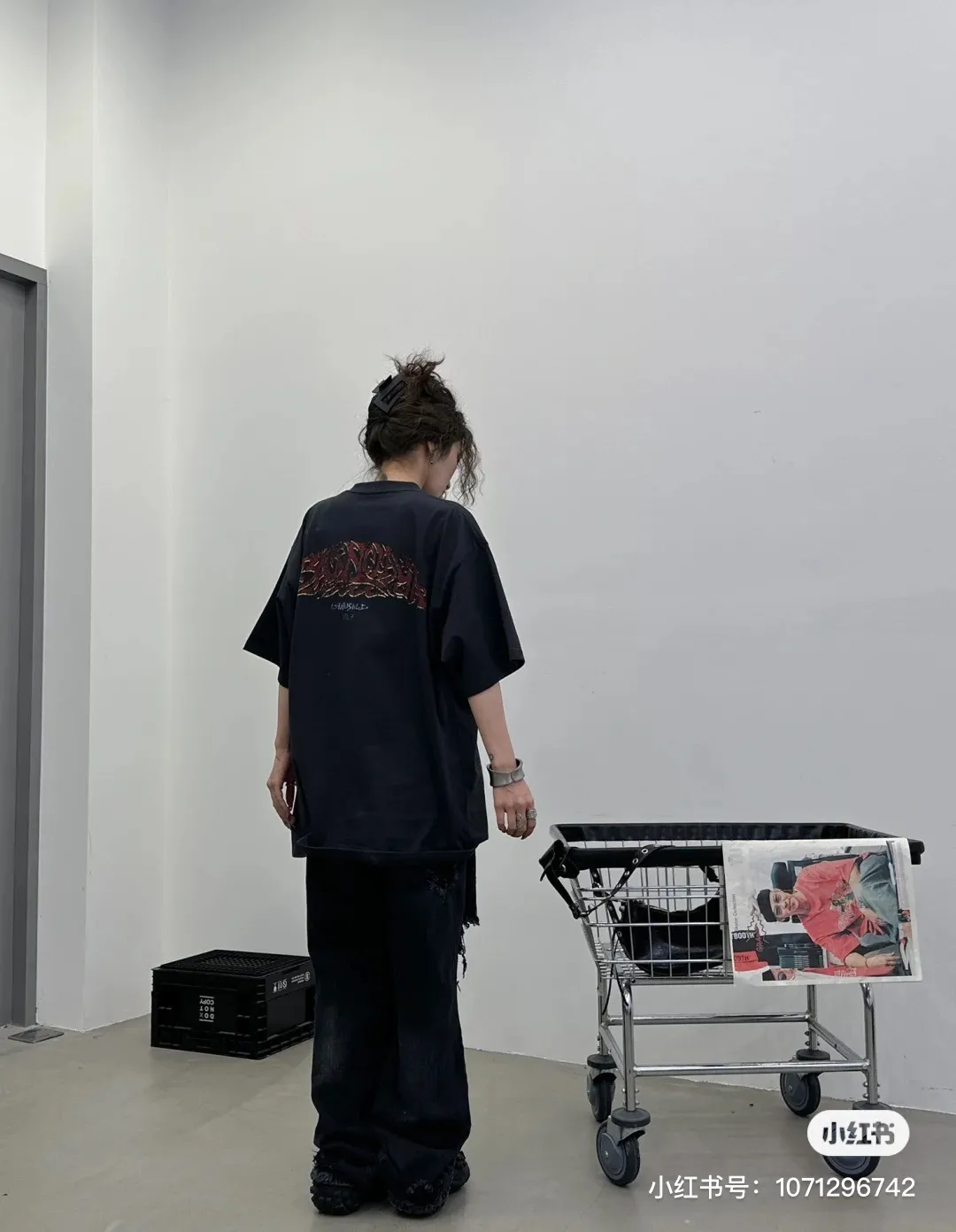 # Balenciaga/ # T Same Style
